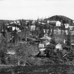 View of the Yellowknife settlement from the south, 1938. Photo by A.W. Jolliffe
