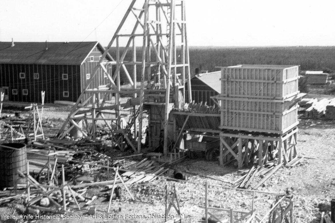 Photo of Beaulieu Mine in 1947