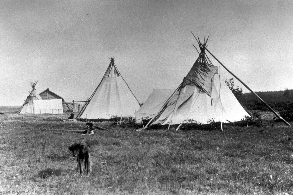 Tipis, Fort Resolution.